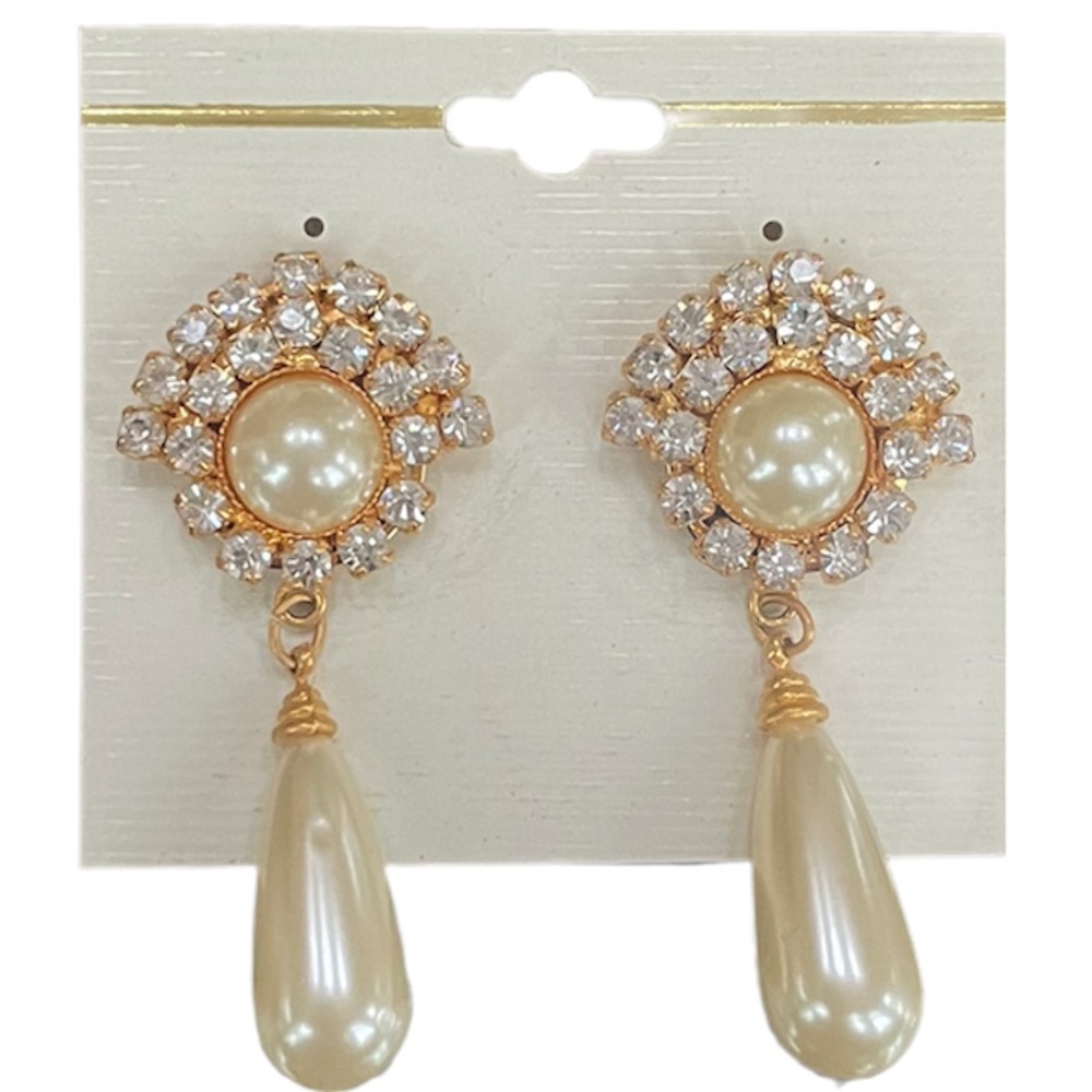 Luxurious Sparkle Pearl & Rhinestone Earrings Beautiful Luxury Event Earrings